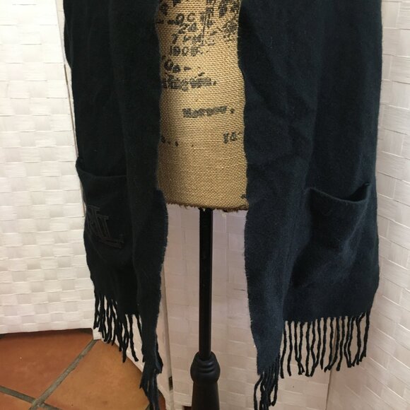 Ralph Lauren black label wool scarf with pockets - Picture 4 of 8